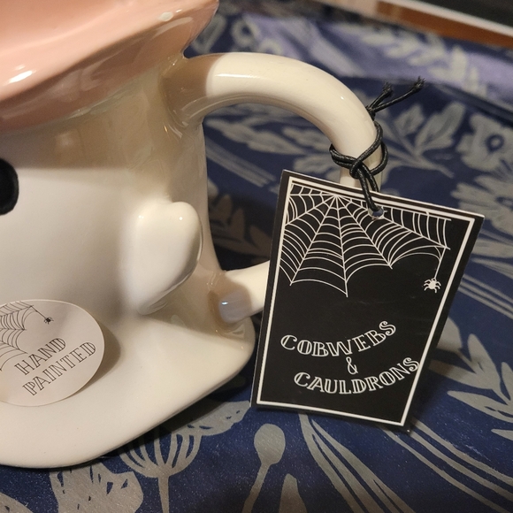 Cobwebs and Cauldrons Howdy Ghost Mug - Picture 2 of 6